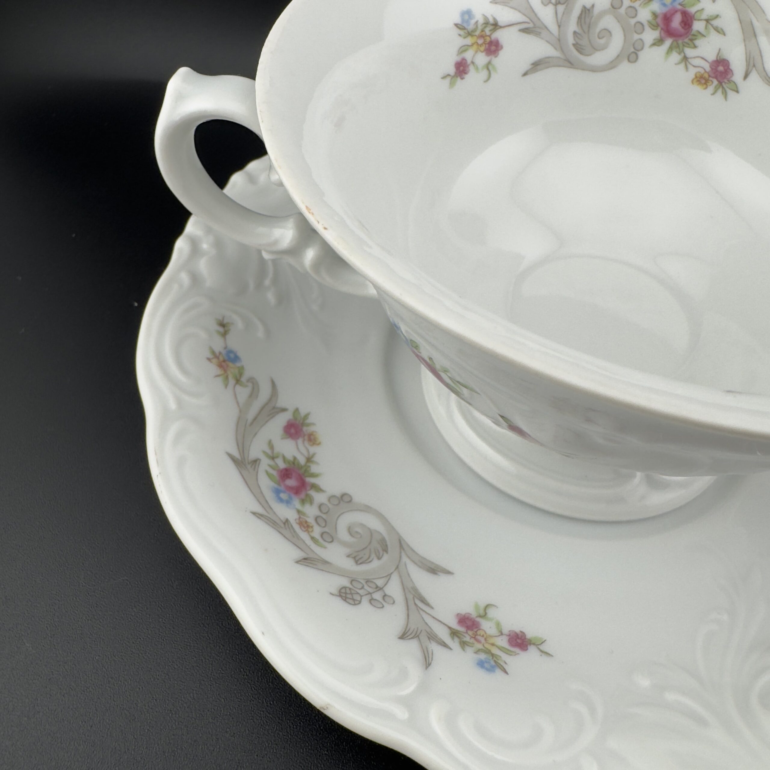 Porcelanowe bulionówki z wytwórni Wałbrzych - 6 sztuk - obrazek 4