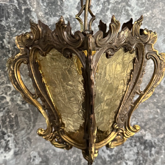 Lampa korytarzowa z mosiądzu początek XX wieku