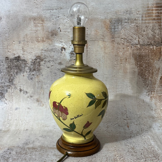 Lampa stołowa projektu Idy Bellini