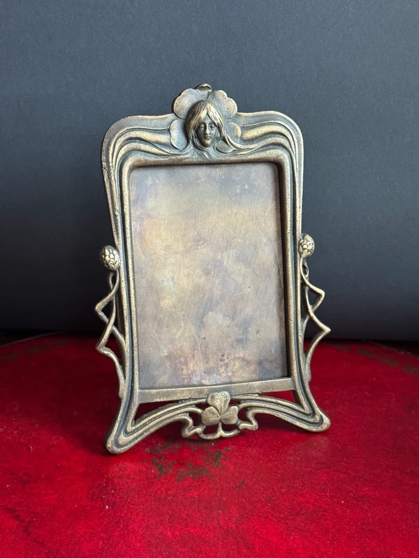 ramka z końca xix w. francuska secesja (art nouveau)