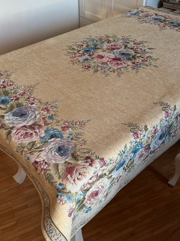 Obrus gobelinowy w kwiaty, vintage
