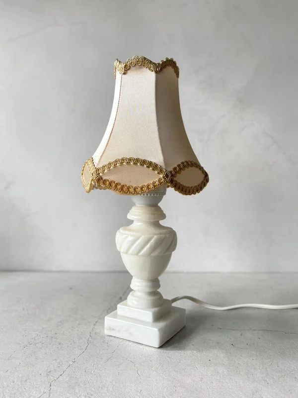 Lampka vintage z onyksy lata 70.