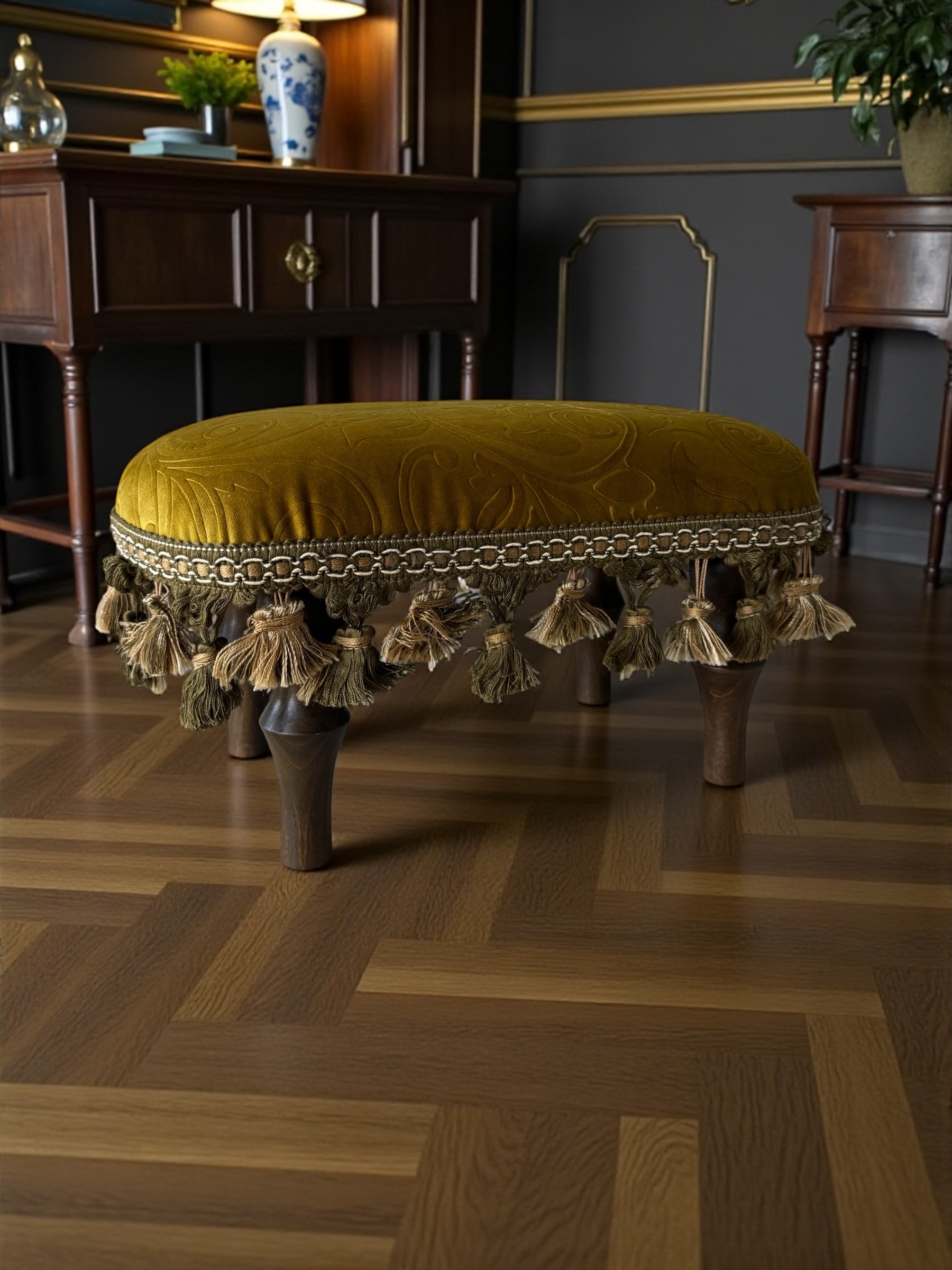 Elegancki podnóżek pufa vintage retro chwosty musztardowy złoty welur - obrazek 8